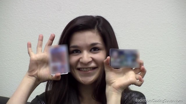 Девахе нравится получать работу в сериале через еблю с режиссером - #1