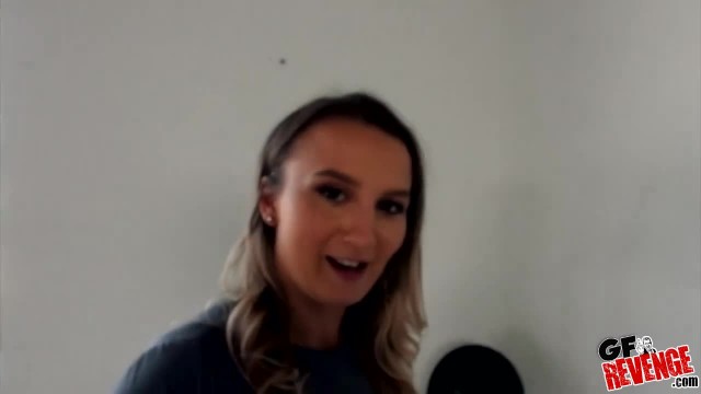 Парень снял на камеру телефона, как он трахает подругу в анал без гандона - #2