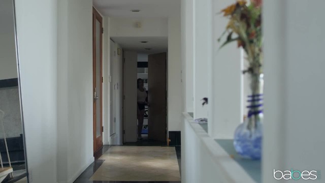 Жопастая бабища с большими дойками раздвинула ноги для траха со студентом - #2