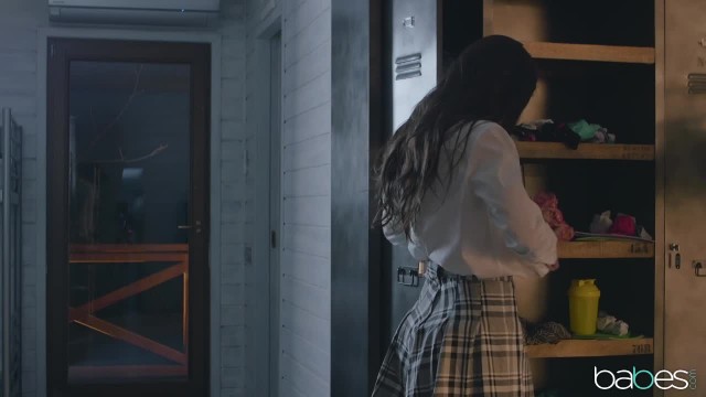 Сисястая студентка насадилась тугой щёлочкой на длинный член незнакомца - #2