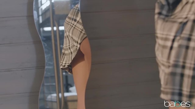 Сисястая студентка насадилась тугой щёлочкой на длинный член незнакомца - #3